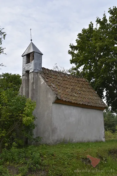 Stoczek- kaplica w centrum Stoczka przy głównej drodze